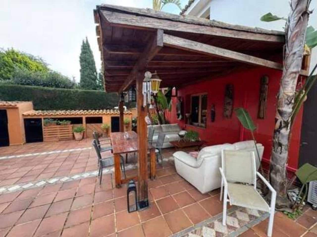 5 sypialnia Willa na sprzedaż w Puig z basenem garażem - 830 000 € (Ref: 9960228)