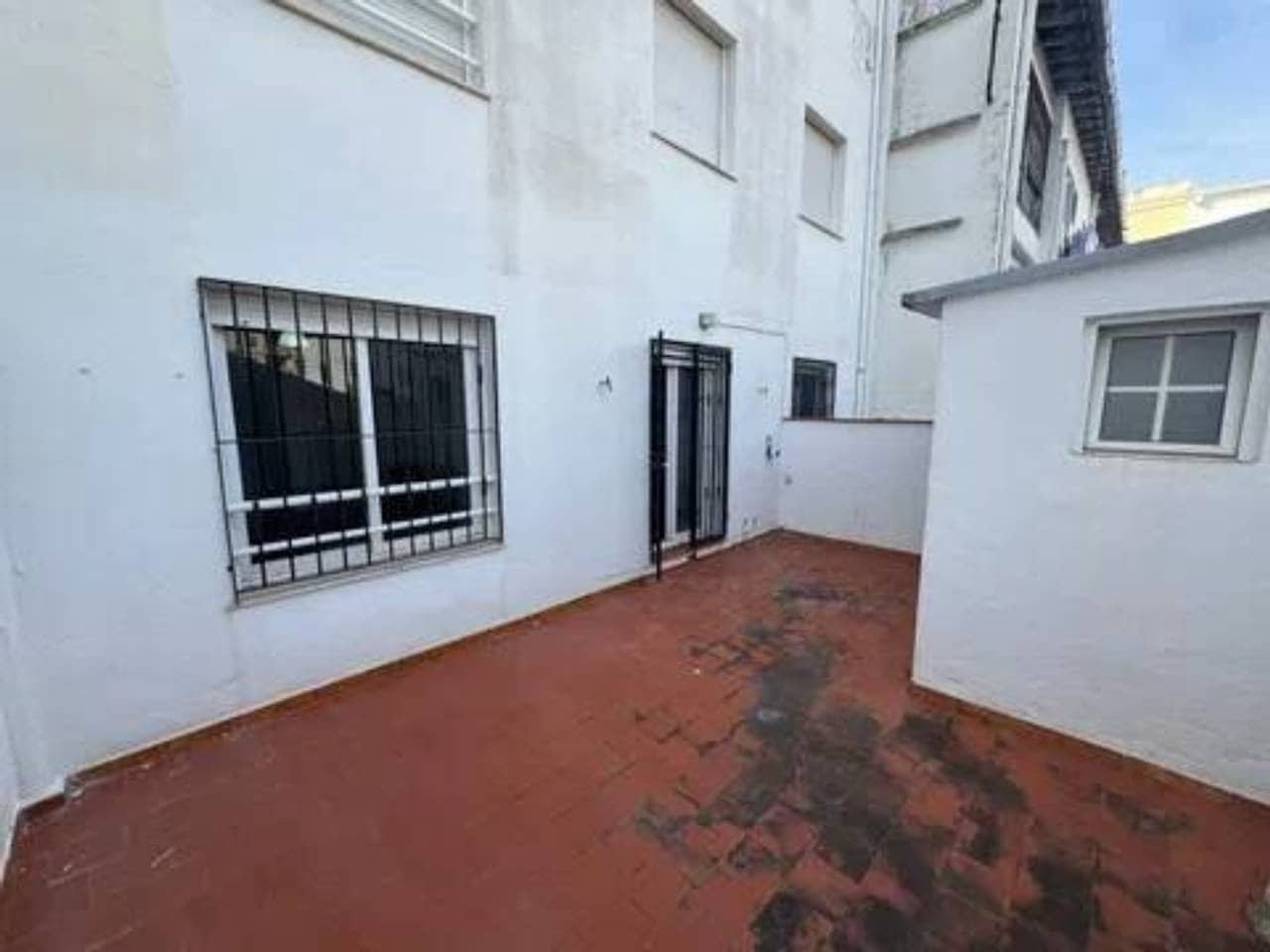 5 sypialnia Mieszkanie na sprzedaż w Gandia z garażem - 335 000 € (Ref: 9960229)