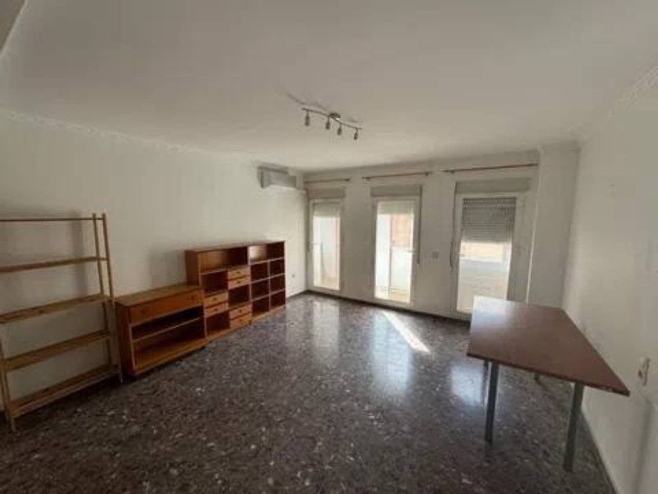 5 sypialnia Mieszkanie na sprzedaż w Gandia z garażem - 335 000 € (Ref: 9960229)