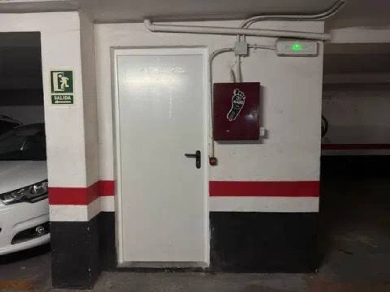 Garage till salu i Valencia stad - 30 000 € (Ref: 9960230)