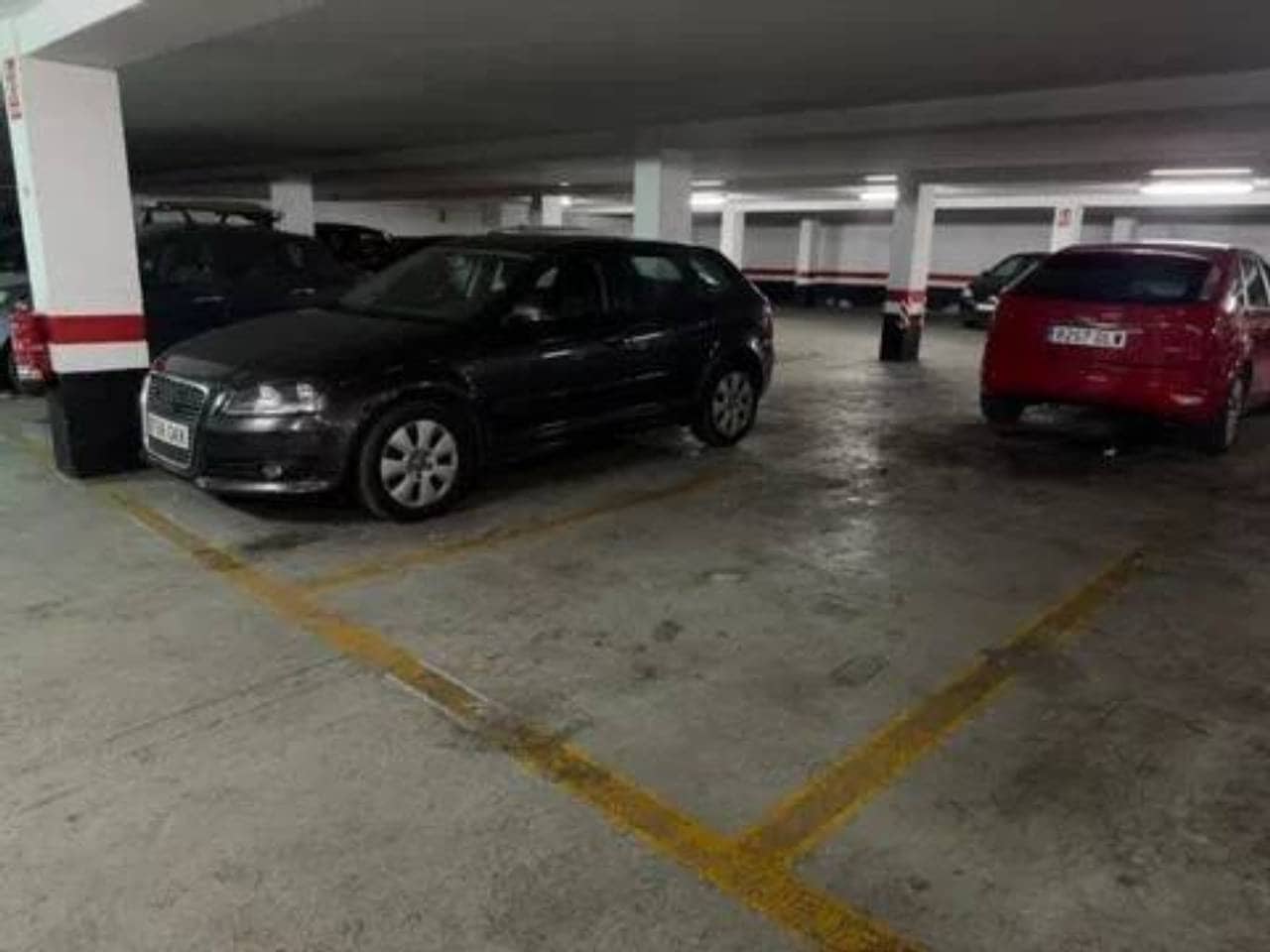 Garage till salu i Valencia stad - 30 000 € (Ref: 9960230)