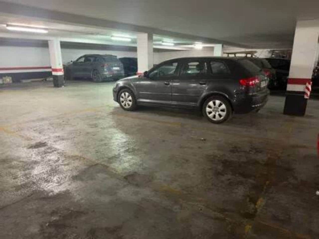 Garage till salu i Valencia stad - 30 000 € (Ref: 9960230)