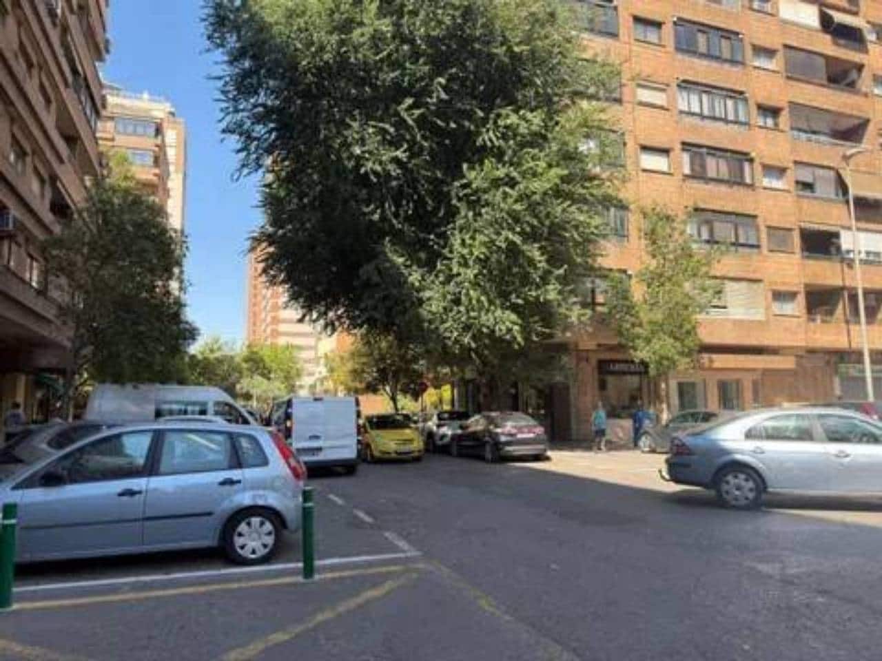 Garage till salu i Valencia stad - 30 000 € (Ref: 9960230)