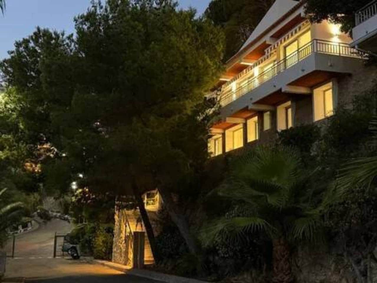5 chambre Villa/Maison à vendre à Cullera avec piscine garage - 1 300 000 € (Ref: 9960233)