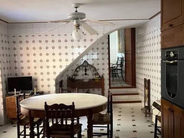 6 slaapkamer Villa te koop in Sumacàrcer - € 259.000 (Ref: 9960234)