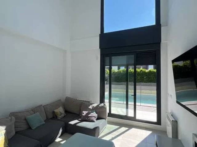 4 slaapkamer Villa te koop in Bétera met zwembad garage - € 800.000 (Ref: 9960235)