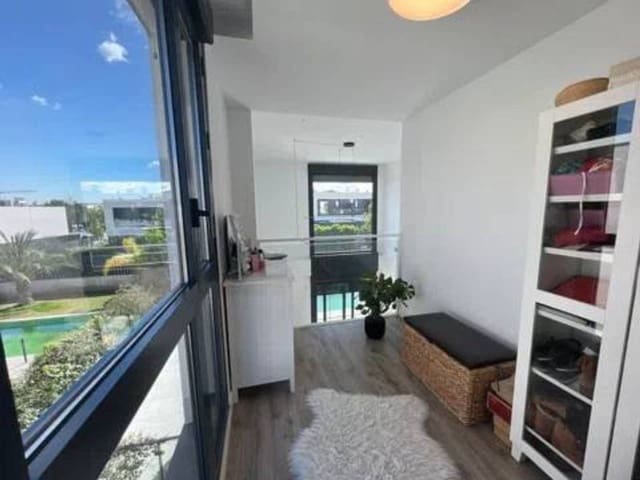 4 slaapkamer Villa te koop in Bétera met zwembad garage - € 800.000 (Ref: 9960235)