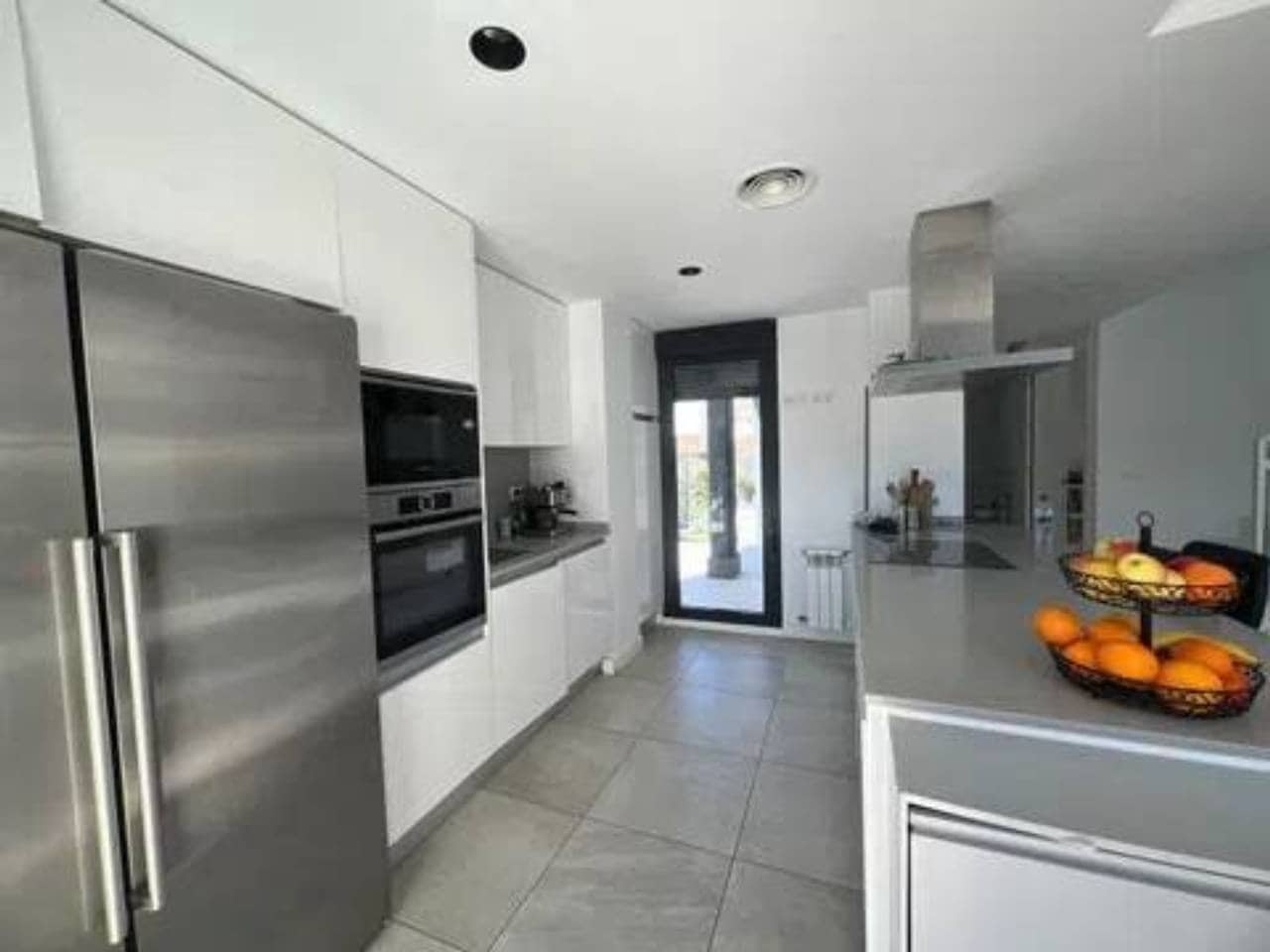 4 slaapkamer Villa te koop in Betera met zwembad garage - € 800.000 (Ref: 9960235)