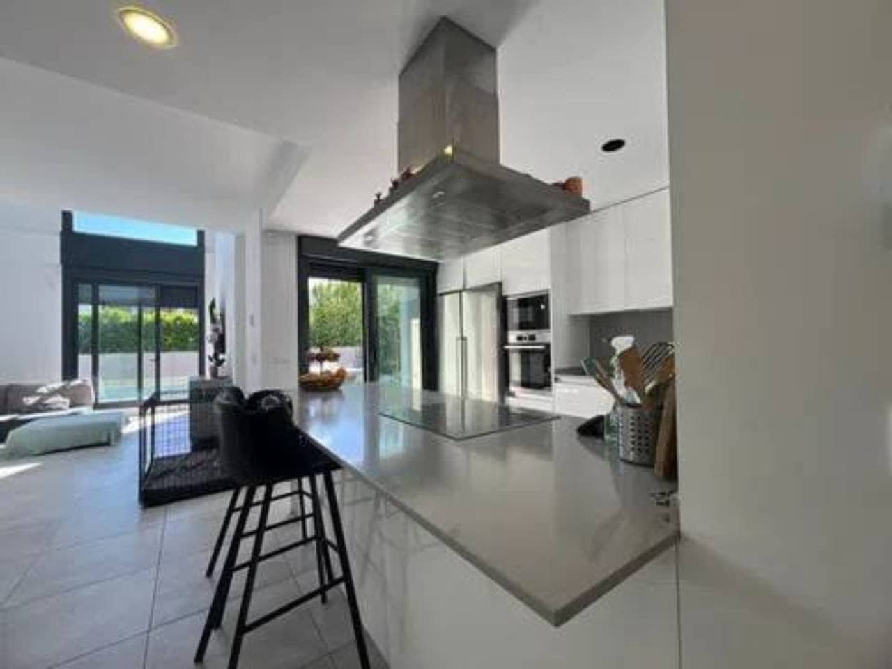 4 slaapkamer Villa te koop in Betera met zwembad garage - € 800.000 (Ref: 9960235)
