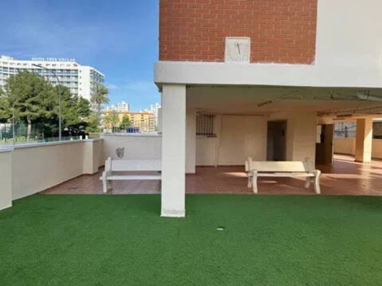 3 sypialnia Mieszkanie na sprzedaż w Gandia z basenem garażem - 325 000 € (Ref: 9960236)