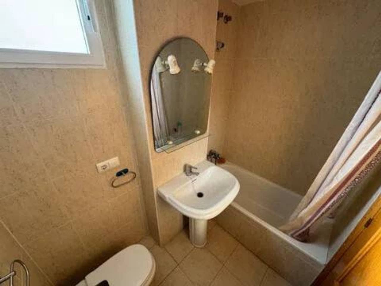 3 sypialnia Mieszkanie na sprzedaż w Gandia z basenem garażem - 325 000 € (Ref: 9960236)