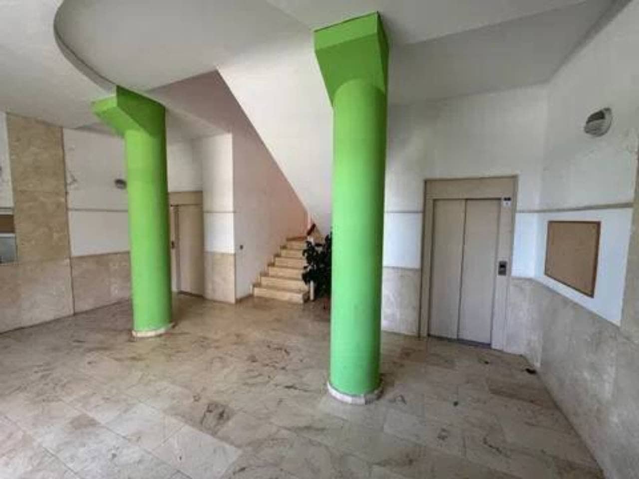 3 sypialnia Mieszkanie na sprzedaż w Gandia z basenem garażem - 325 000 € (Ref: 9960236)