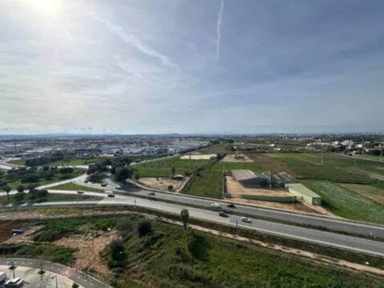 3 bedroom Flat for sale in Valencia city with garage - € 330,000 (Ref: 9960238)