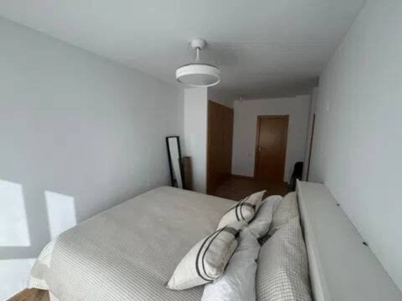 3 bedroom Flat for sale in Valencia city with garage - € 330,000 (Ref: 9960238)