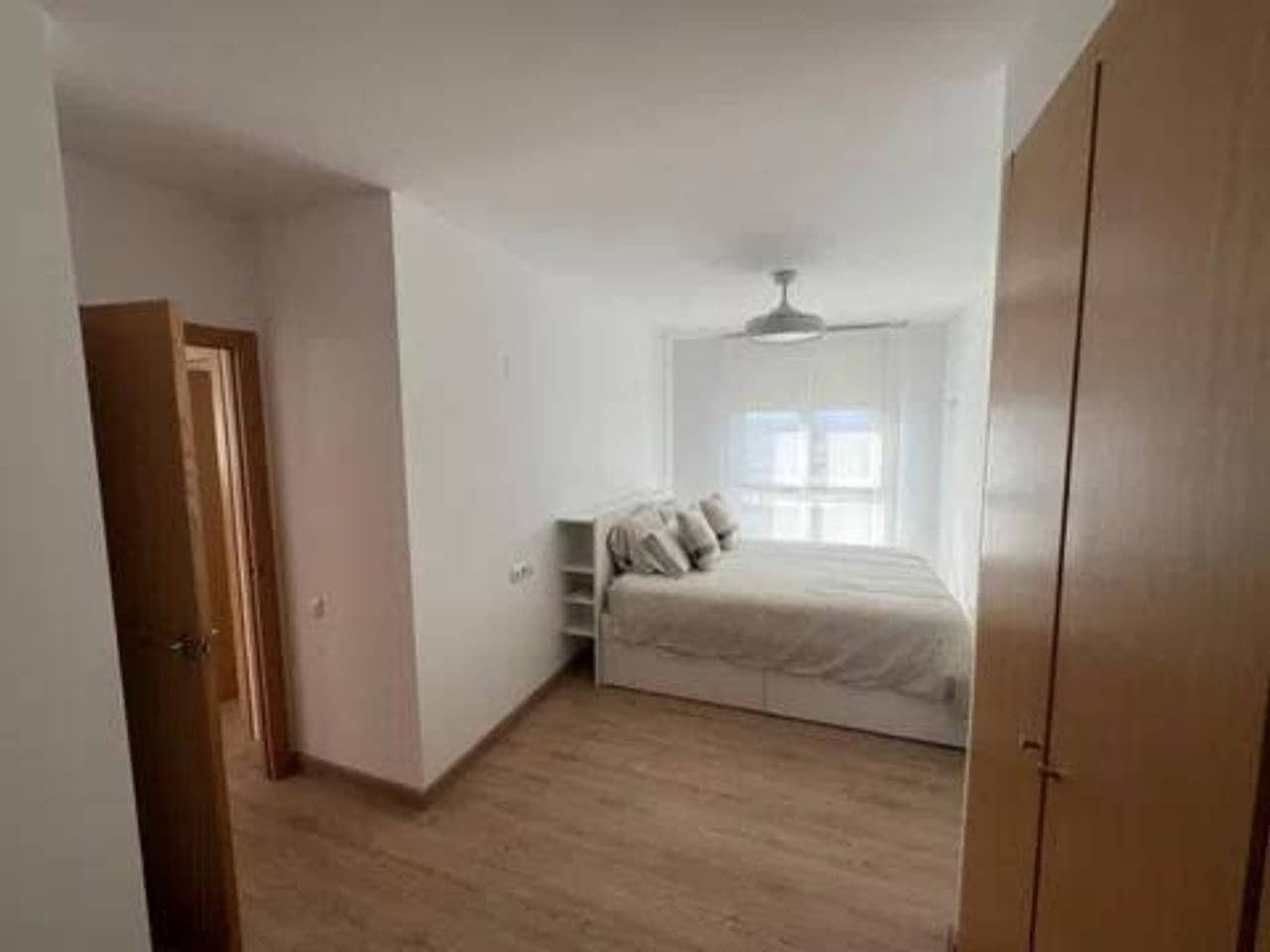 3 bedroom Flat for sale in Valencia city with garage - € 330,000 (Ref: 9960238)