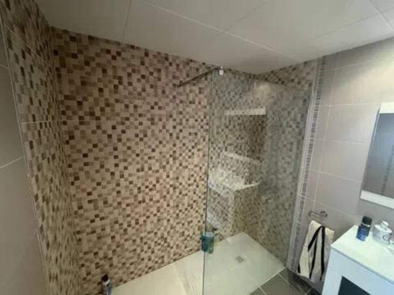 3 bedroom Flat for sale in Valencia city with garage - € 330,000 (Ref: 9960238)