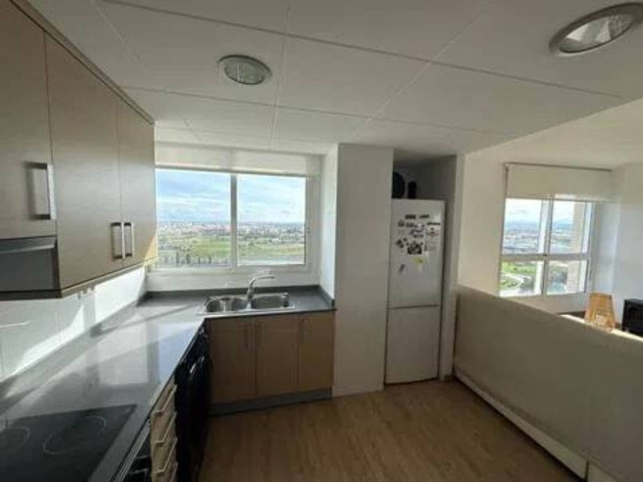 3 bedroom Flat for sale in Valencia city with garage - € 330,000 (Ref: 9960238)