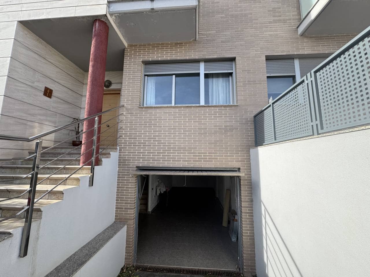 3 bedroom Townhouse for sale in Gandia with garage - € 425,000 (Ref: 9960239)