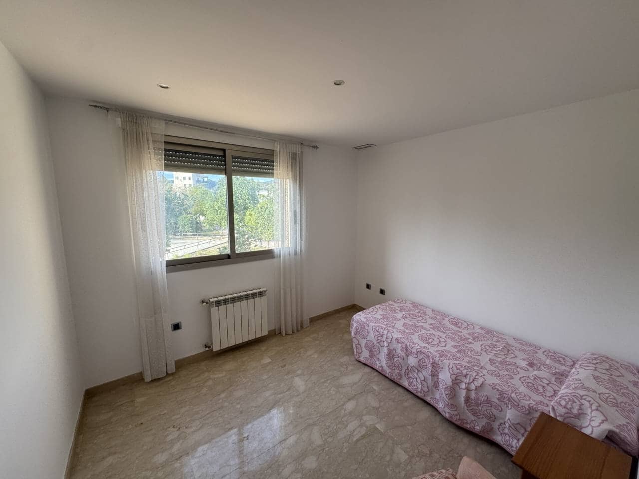 3 bedroom Townhouse for sale in Gandia with garage - € 425,000 (Ref: 9960239)