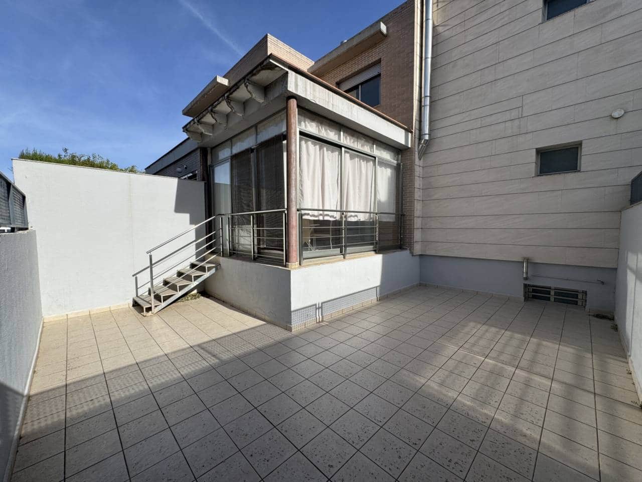 3 bedroom Townhouse for sale in Gandia with garage - € 425,000 (Ref: 9960239)