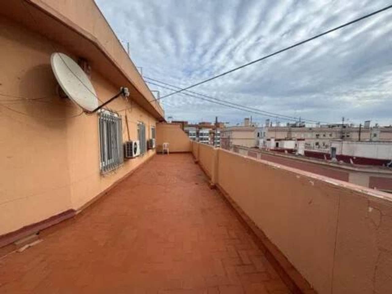 4 bedroom Penthouse for sale in Valencia city - € 520,000 (Ref: 9960241)