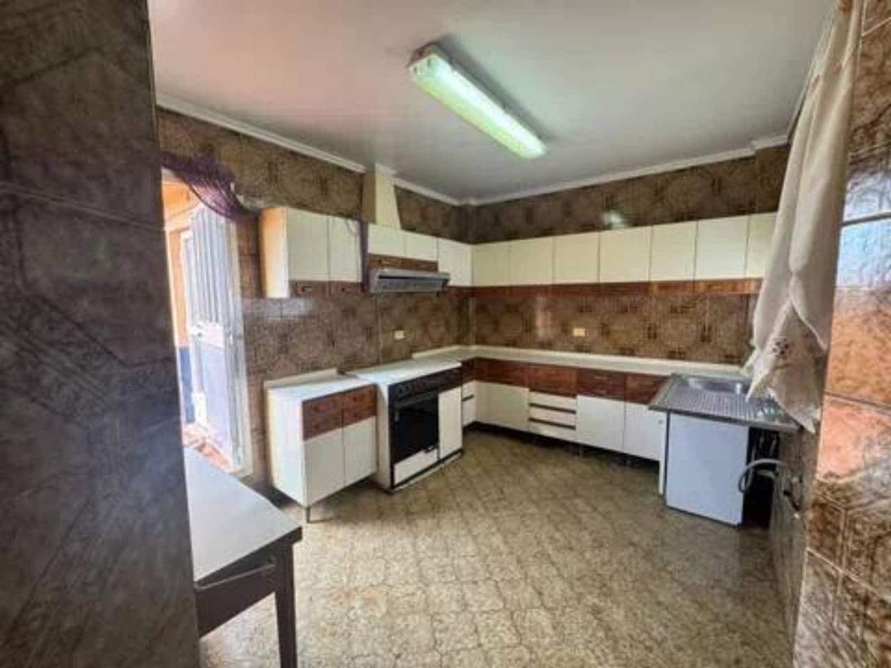 4 bedroom Penthouse for sale in Valencia city - € 520,000 (Ref: 9960241)