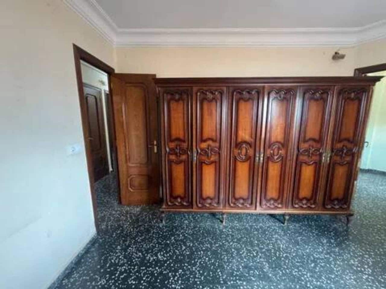 4 bedroom Penthouse for sale in Valencia city - € 520,000 (Ref: 9960241)
