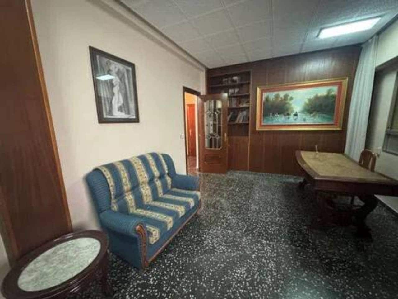 4 bedroom Penthouse for sale in Valencia city - € 520,000 (Ref: 9960241)