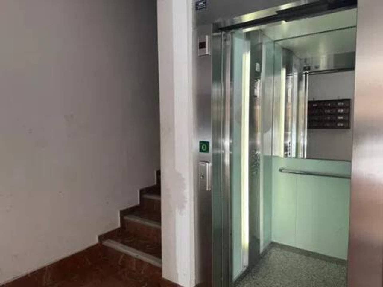 4 bedroom Penthouse for sale in Valencia city - € 520,000 (Ref: 9960241)