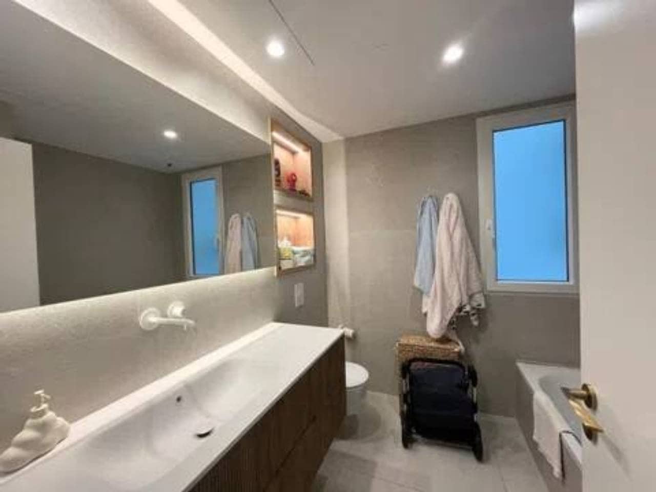 3 bedroom Flat for sale in Valencia city - € 999,000 (Ref: 9960242)