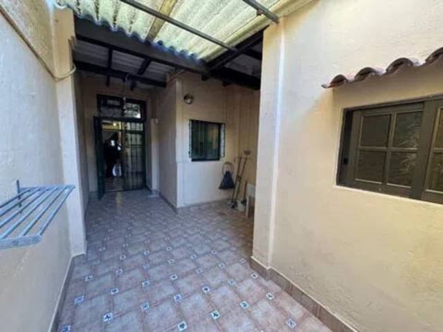 Chalet de 3 habitaciones en València ciudad en venta con garaje - 410.000 € (Ref: 9960243)