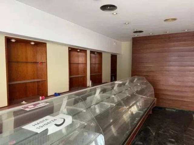 Gewerbe zu vermieten in El Grau, València Stadt - 2.200 € (Ref: 9960245)