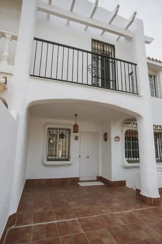 3 camera da letto Casa da affittare in Rincón de la Victoria con piscina garage - 1.900 € (Rif: 9946132)