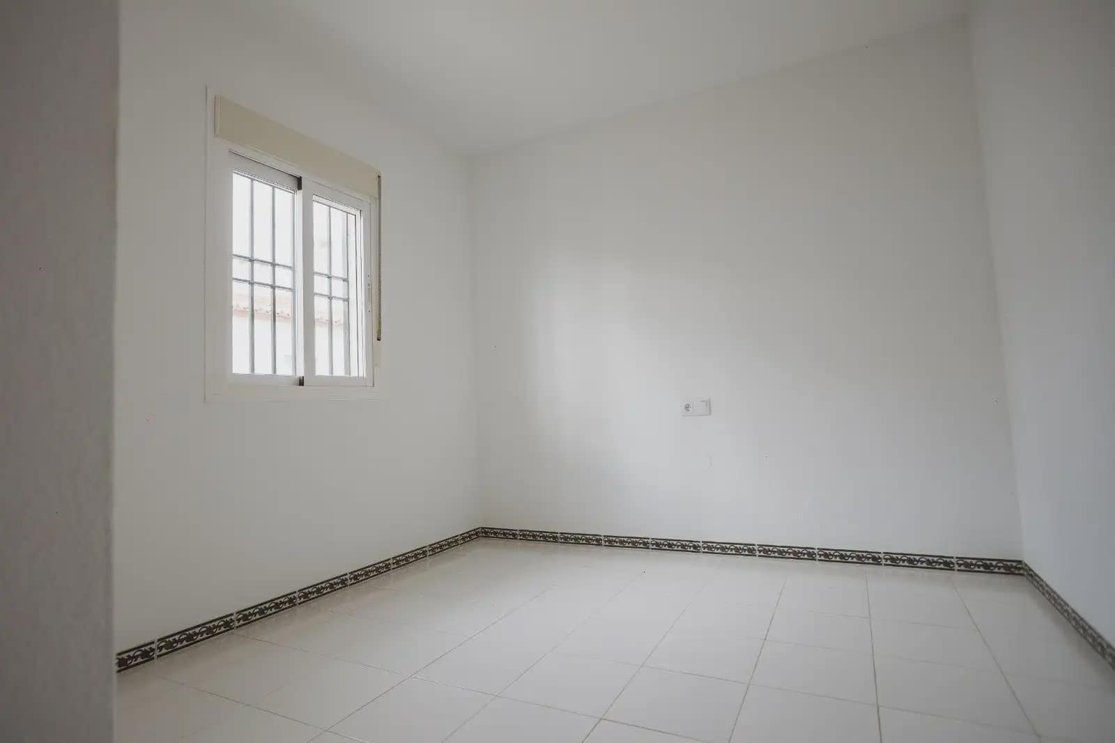 3 camera da letto Casa da affittare in Rincon de la Victoria con piscina garage - 1.900 € (Rif: 9946132)