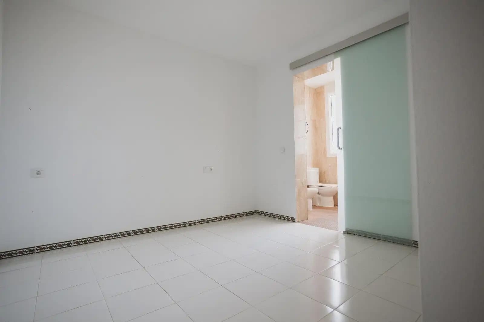 3 camera da letto Casa da affittare in Rincon de la Victoria con piscina garage - 1.900 € (Rif: 9946132)