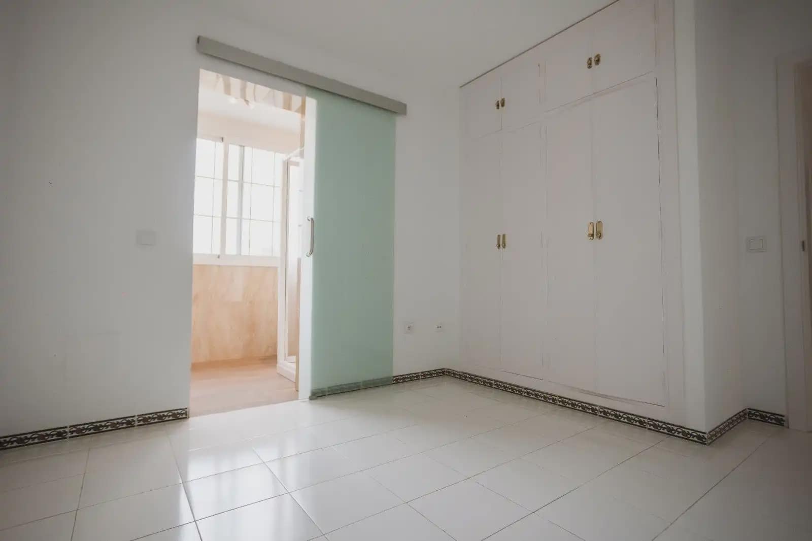 3 camera da letto Casa da affittare in Rincon de la Victoria con piscina garage - 1.900 € (Rif: 9946132)