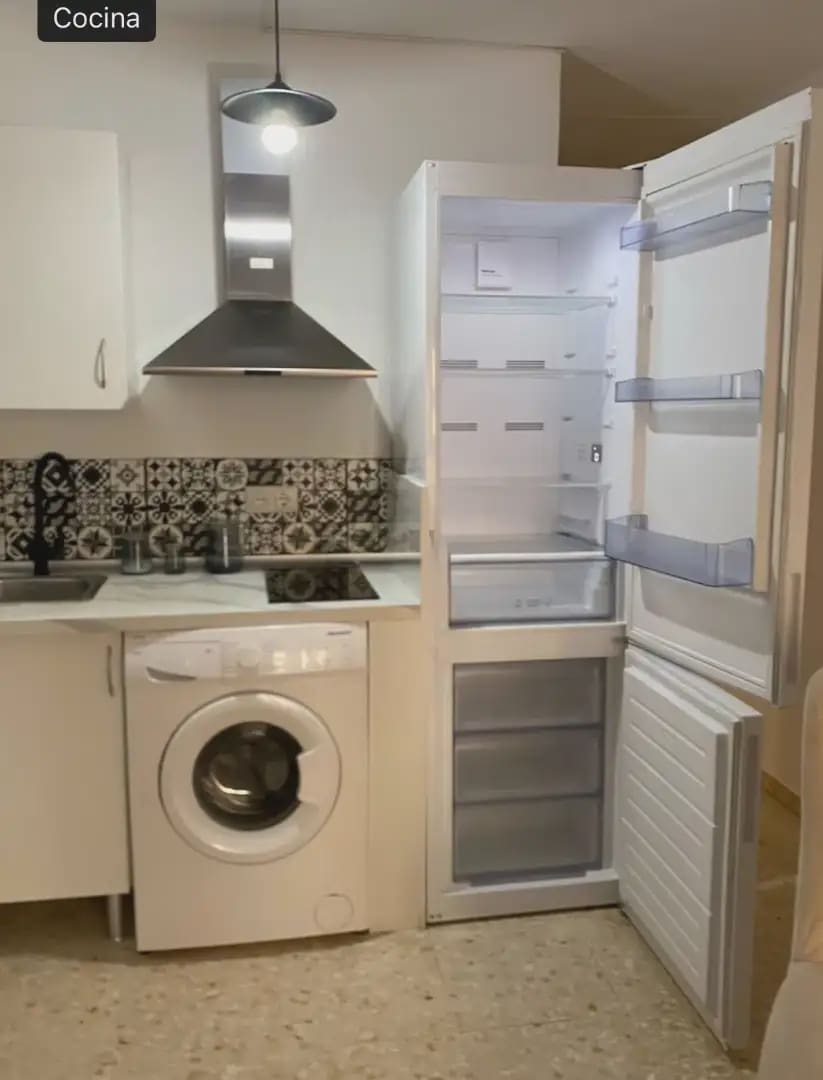 2 soveværelse Lejlighed til leje i Malaga by - € 2.500 (Ref: 9946133)
