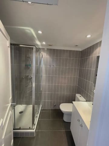 1 soveværelse Lejlighed til leje i Torreblanca, Fuengirola med garage - € 1.000 (Ref: 9946135)