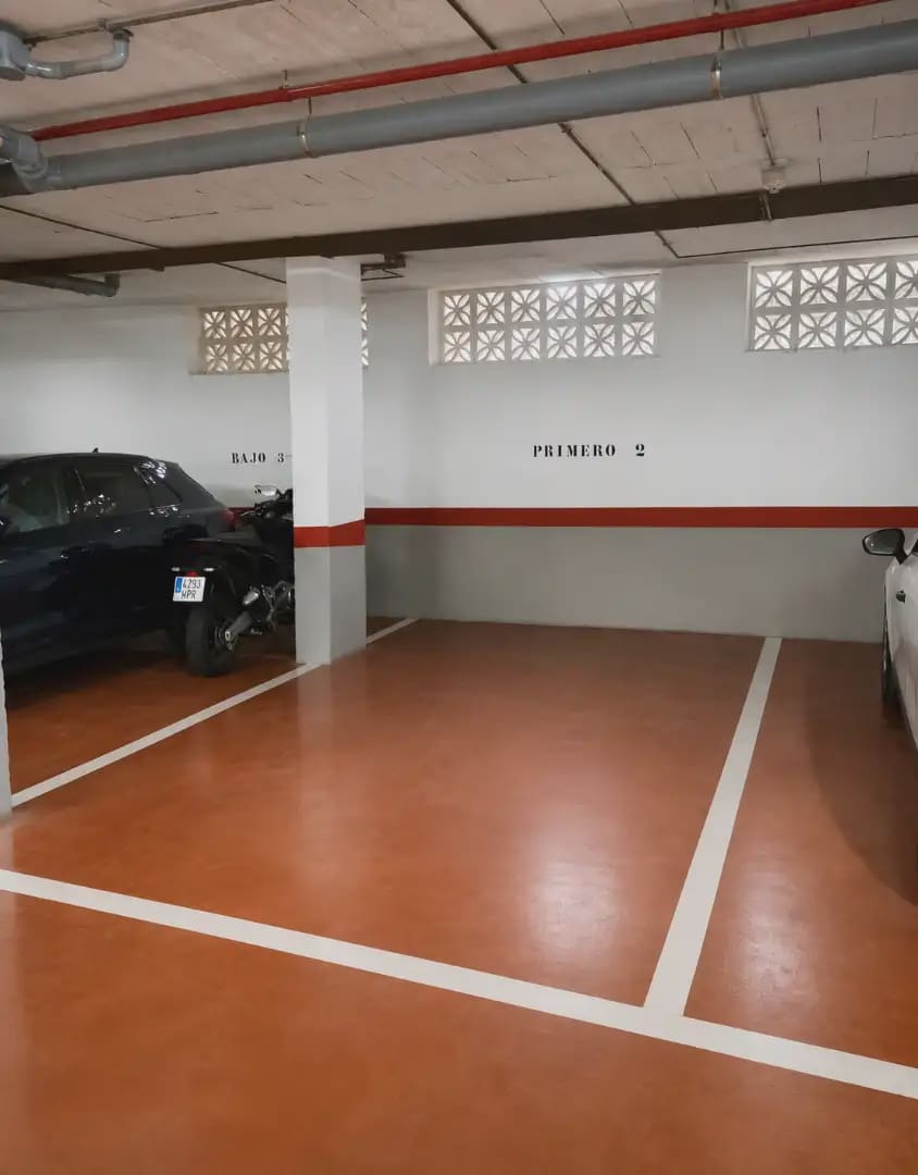 2 soveværelse Lejlighed til salg i Benalmadena med swimmingpool garage - € 359.000 (Ref: 9946140)