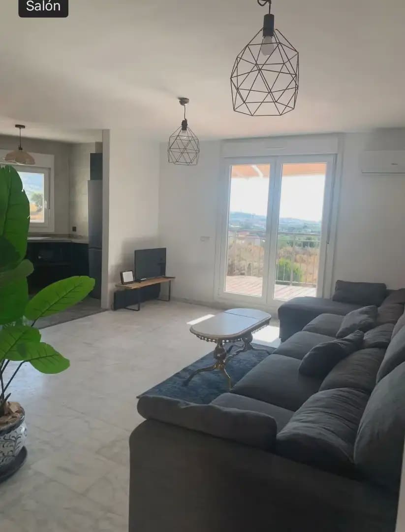 3 soveværelse Semi-Rækkehus til leje i Benalmadena med garage - € 1.900 (Ref: 9946143)