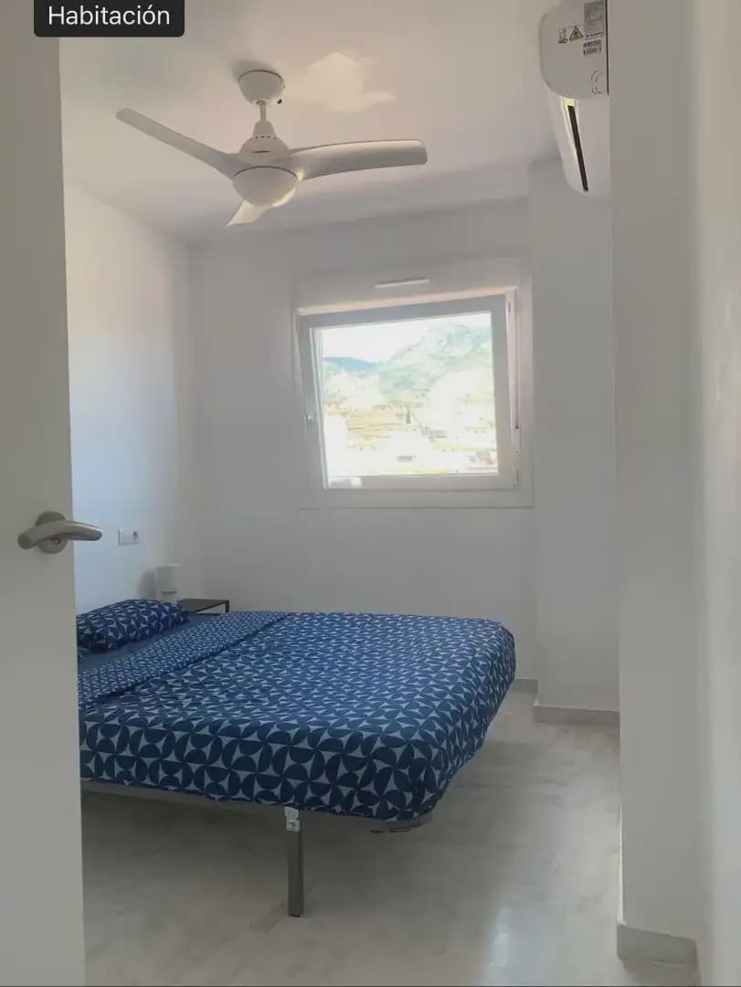3 soveværelse Semi-Rækkehus til leje i Benalmadena med garage - € 1.900 (Ref: 9946143)