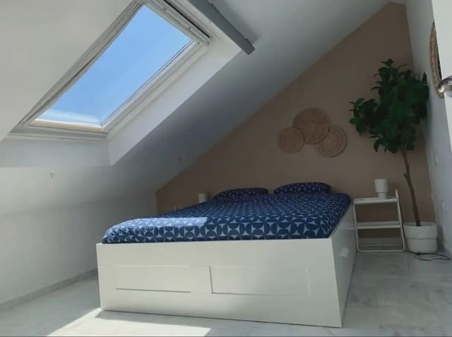 3 soveværelse Semi-Rækkehus til leje i La Capellanía - El Higuerón, Benalmádena med garage - € 1.900 (Ref: 9946143)