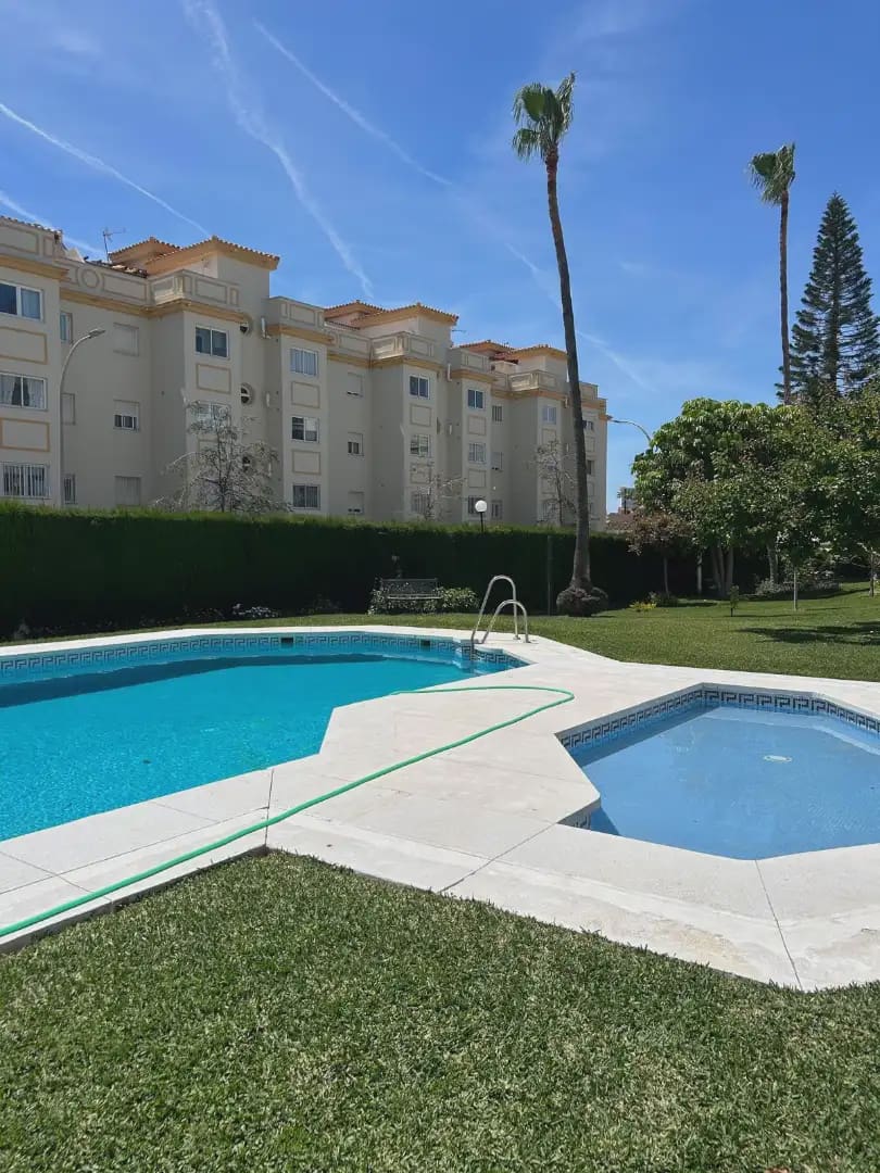 2 sypialnia Mieszkanie na sprzedaż w Torremolinos z basenem garażem - 306 000 € (Ref: 9946144)