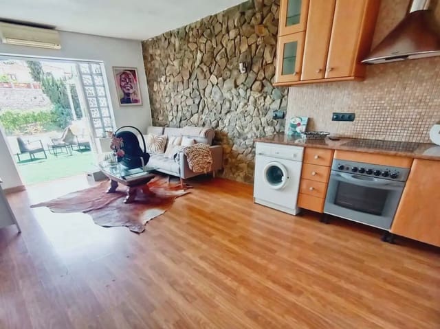 1 soveværelse Lejlighed til salg i Torreblanca, Fuengirola med garage - € 220.000 (Ref: 9946146)