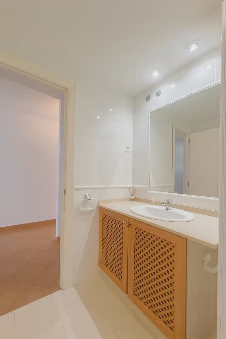 2 makuuhuone Asunto myytävänä paikassa Fuengirola mukana uima-altaan - 298 000 € (Ref: 9946148)