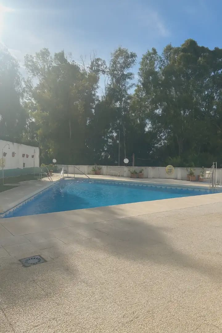 2 makuuhuone Asunto myytävänä paikassa Fuengirola mukana uima-altaan - 298 000 € (Ref: 9946148)