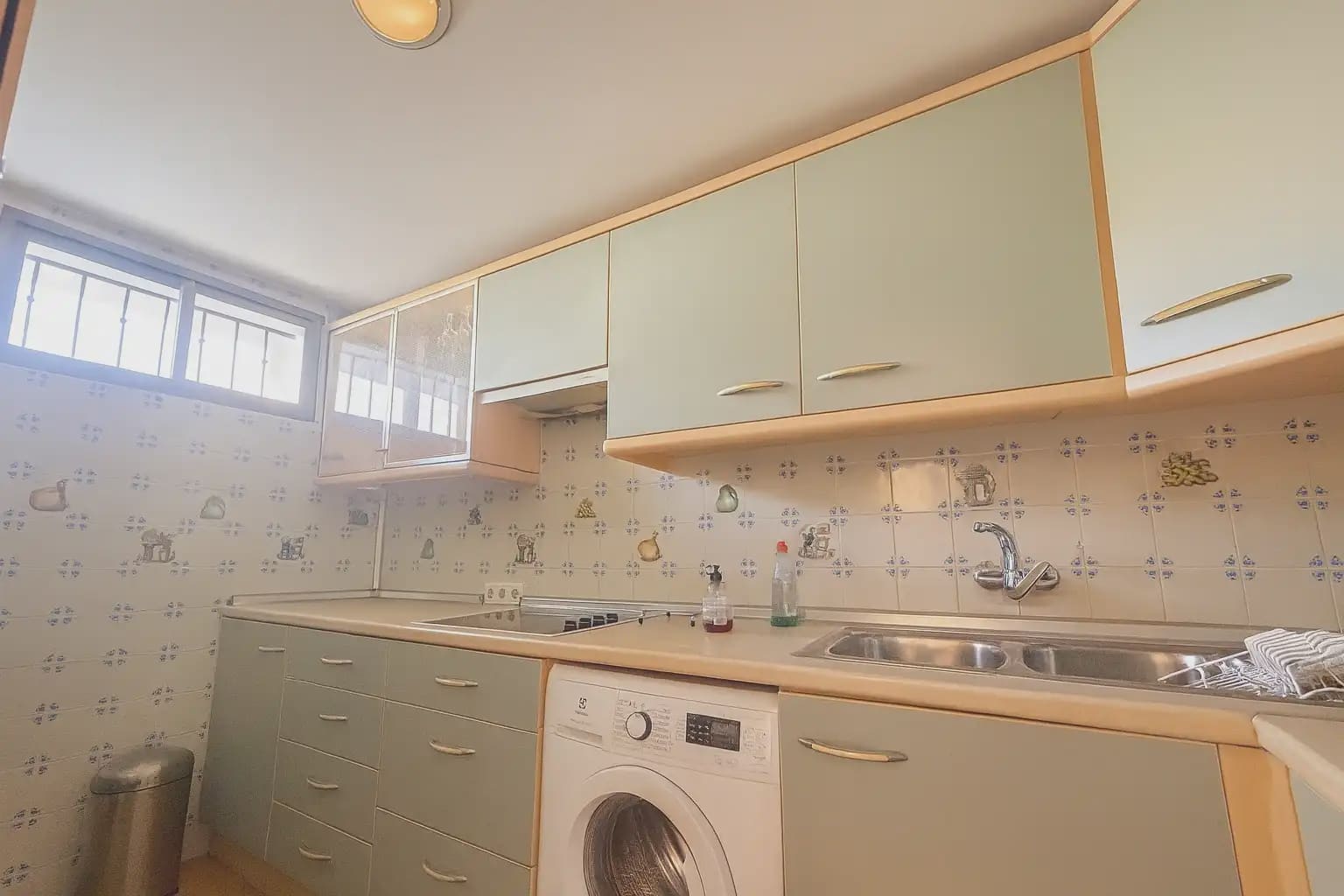 2 makuuhuone Asunto myytävänä paikassa Fuengirola mukana uima-altaan - 298 000 € (Ref: 9946148)