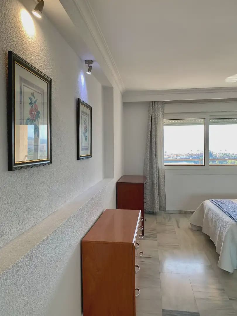 2 soveværelse Strandlejlighed til salg i Benalmadena med swimmingpool - € 598.000 (Ref: 9946149)