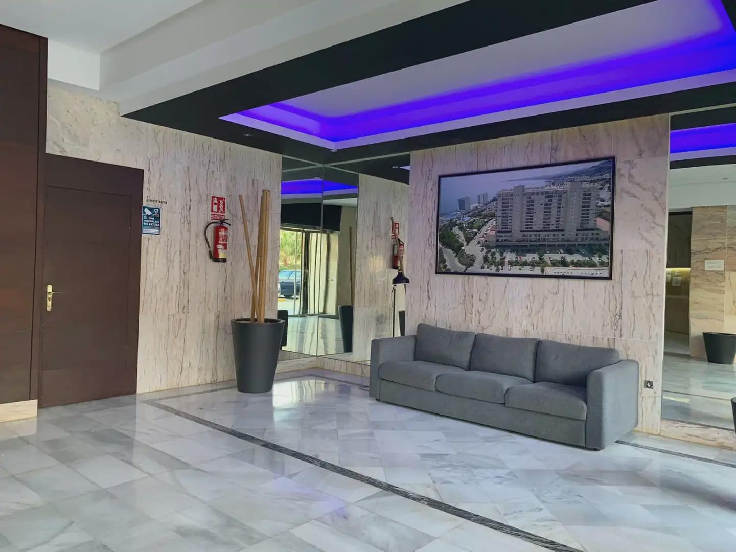 2 soveværelse Strandlejlighed til salg i Benalmadena med swimmingpool - € 598.000 (Ref: 9946149)