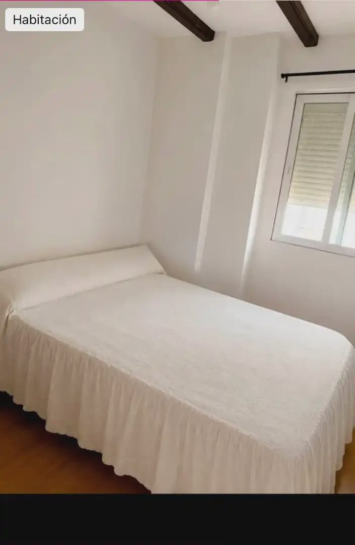 3 Zimmer Wohnung zu vermieten in Malaga Stadt mit Garage - 1.300 € (Ref: 9994660)